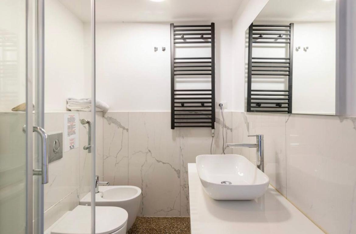 Roma Private Rooms Εξωτερικό φωτογραφία